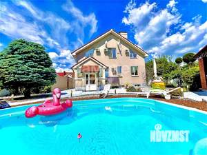 Коттедж 420м², 3-этажный, на длительный срок,