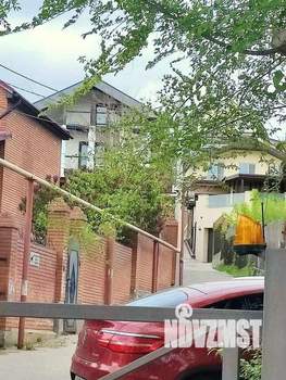 Коттедж 400м², 3-этажный, участок 20 сот.