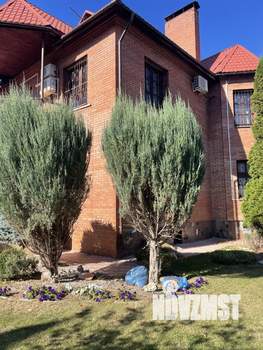 Коттедж 421м², 2-этажный, участок 10 сот.