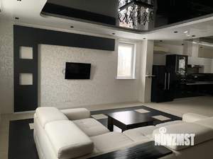 Коттедж 353м², 3-этажный, участок 7 сот.