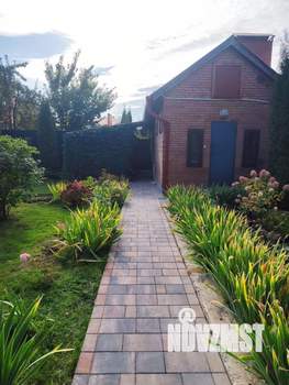 Дом 368м², 3-этажный, участок 13 сот.