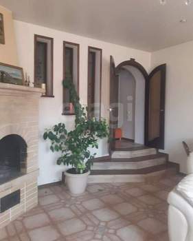 Дом 200м², 2-этажный, участок 7 сот.