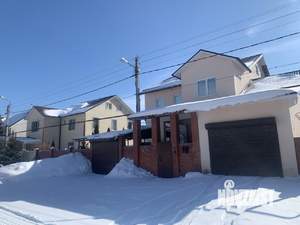 Коттедж 353м², 3-этажный, участок 7 сот.