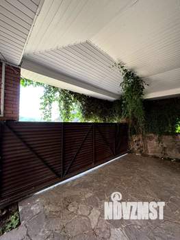 Дом 192м², 3-этажный, участок 6 сот.