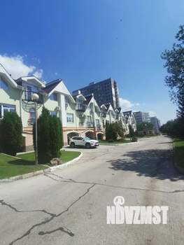 Таунхаус 300м², 3-этажный, участок 2 сот.