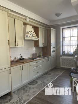 Коттедж 421м², 2-этажный, участок 10 сот.