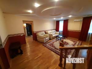 Дом 377м², 3-этажный, участок 5 сот.