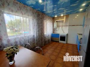 Дом 237м², 3-этажный, участок 10 сот.