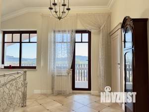 Коттедж 200м², 2-этажный, на длительный срок, 