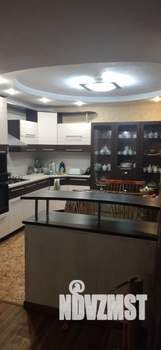 Коттедж 160м&sup2;, 2-этажный, на длительный срок, 