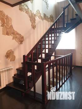 Дом 289м&sup2;, 3-этажный, посуточно, 