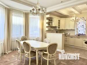 Коттедж 200м², 2-этажный, на длительный срок, 