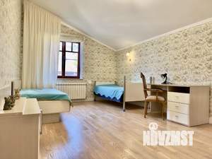 Коттедж 200м², 2-этажный, на длительный срок, 