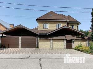 Коттедж 600м&sup2;, 2-этажный, на длительный срок, 