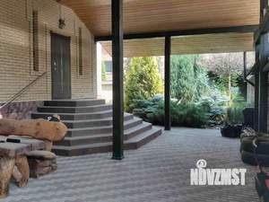 Коттедж 600м&sup2;, 2-этажный, на длительный срок, 