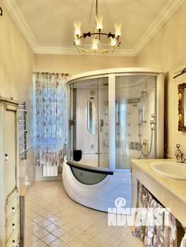 Дом 200м², 2-этажный, посуточно, 