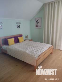 Коттедж 300м&sup2;, 3-этажный, на длительный срок, 