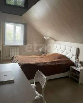 Дом 210м&sup2;, 2-этажный, участок 5 сот.  