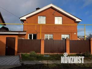 Коттедж 136м², 2-этажный, участок 5 сот.  