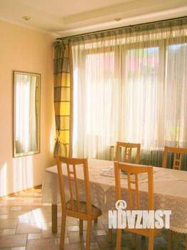 Коттедж 380м&sup2;, 3-этажный, участок 5 сот.  