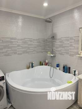 Коттедж 200м&sup2;, 2-этажный, участок 6 сот.  