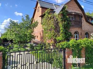 Коттедж 338м², 3-этажный, участок 6 сот.  