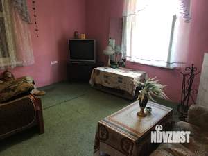 Дом 56м², 2-этажный, участок 6 сот.  