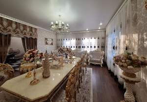 Дом 222м&sup2;, 2-этажный, участок 5 сот.  