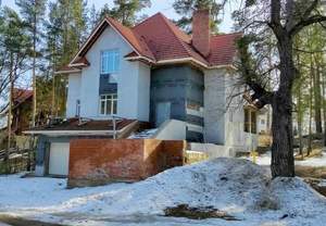 Дом 390м&sup2;, 2-этажный, участок 15 сот.  