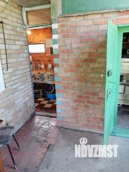 Дом 27м&sup2;, 2-этажный, участок 4 сот.  