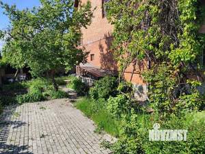 Коттедж 338м², 3-этажный, участок 6 сот.  