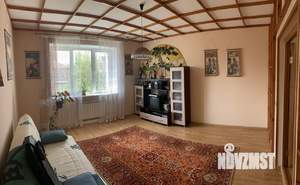 Коттедж 370м², 3-этажный, участок 9 сот.  
