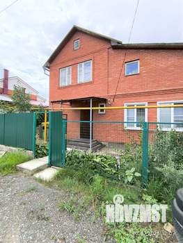 Коттедж 211м², 2-этажный, участок 6 сот.  