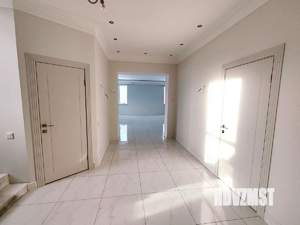 Коттедж 404м², 2-этажный, участок 9 сот.  