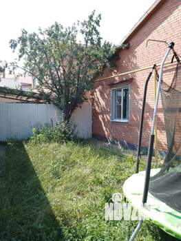 Дом 200м&sup2;, 2-этажный, участок 6 сот.  