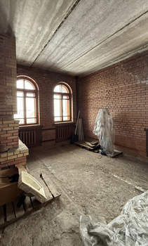 Дом 438м&sup2;, 3-этажный, участок 4 сот.  