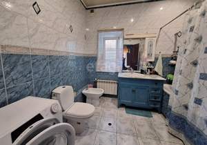 Дом 299м², 2-этажный, участок 6 сот.  