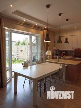 Таунхаус 186м&sup2;, 2-этажный, участок 3 сот.  