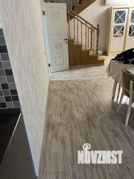 Коттедж 200м&sup2;, 2-этажный, участок 6 сот.  