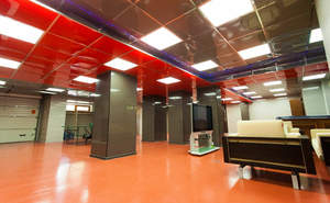 Дом 600м&sup2;, 2-этажный, участок 15 сот.  