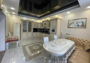 Дом 233м&sup2;, 2-этажный, участок 6 сот.  