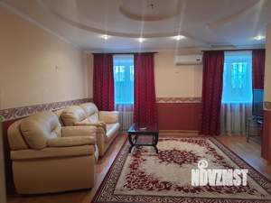 Дом 377м&sup2;, 3-этажный, участок 5 сот.  