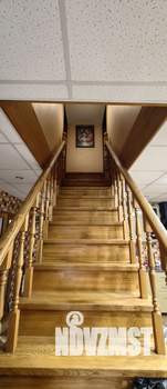 Дом 100м&sup2;, 2-этажный, участок 6 сот.  