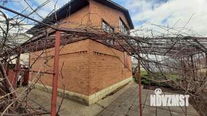 Дом 70м², 3-этажный, участок 6 сот.  