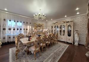 Дом 222м&sup2;, 2-этажный, участок 5 сот.  