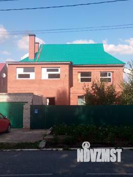 Коттедж 280м&sup2;, 2-этажный, участок 806 сот.  