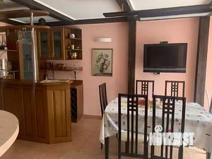 Таунхаус 140м², 2-этажный, участок 8 сот.  