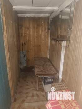 Дом 40м&sup2;, 2-этажный, участок 4 сот.  