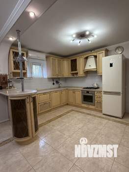 Таунхаус 214м², 2-этажный, участок 2 сот.  