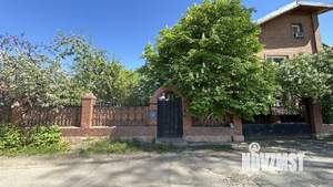 Коттедж 393м&sup2;, 2-этажный, участок 8 сот.  